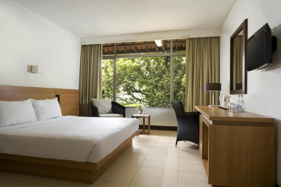 Hotel Santika Pasir Koja บันดุง ภายนอก รูปภาพ