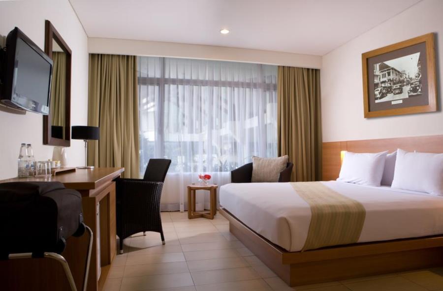 Hotel Santika Pasir Koja บันดุง ภายนอก รูปภาพ