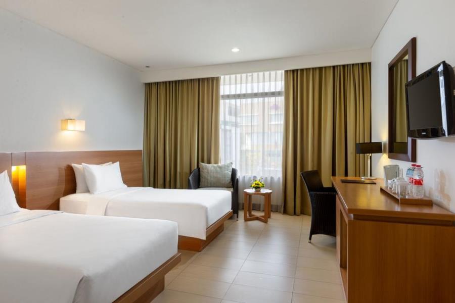 Hotel Santika Pasir Koja บันดุง ภายนอก รูปภาพ