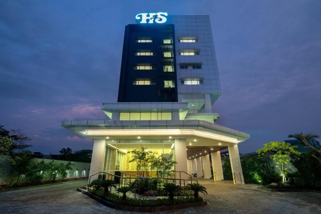 Hotel Santika Pasir Koja บันดุง ภายนอก รูปภาพ