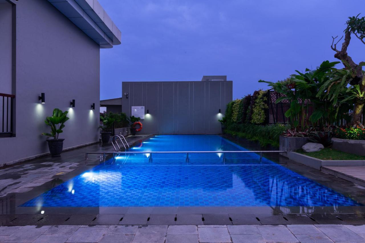 Hotel Santika Pasir Koja บันดุง ภายนอก รูปภาพ
