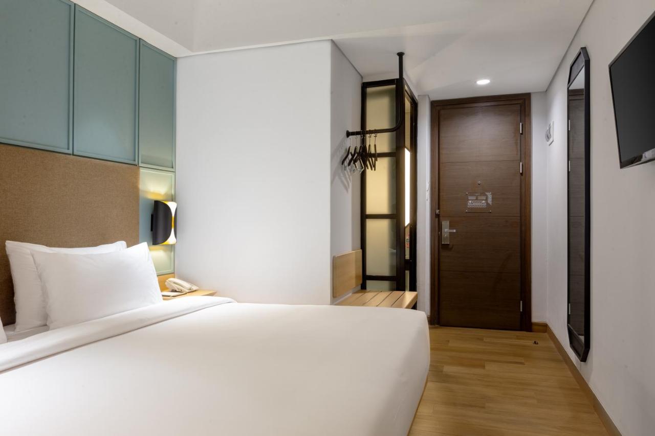 Hotel Santika Pasir Koja บันดุง ภายนอก รูปภาพ